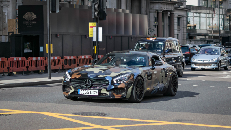 Illustration for article titled Car Spotting In London Makes You Realize How Poor You Are